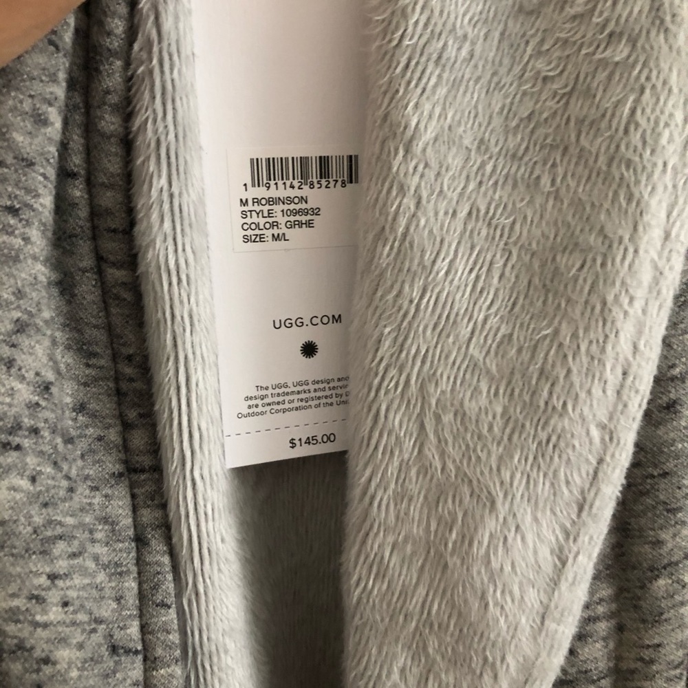 UGG NWT ROBE - Picture 3 of 3